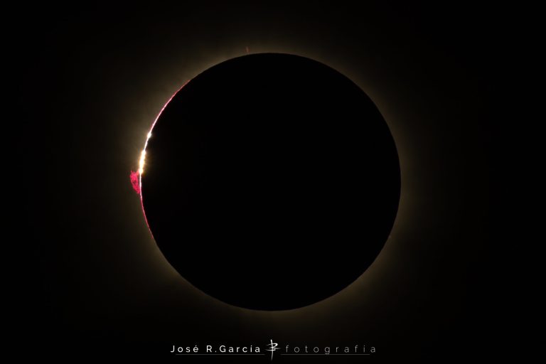 Eclipse solar total