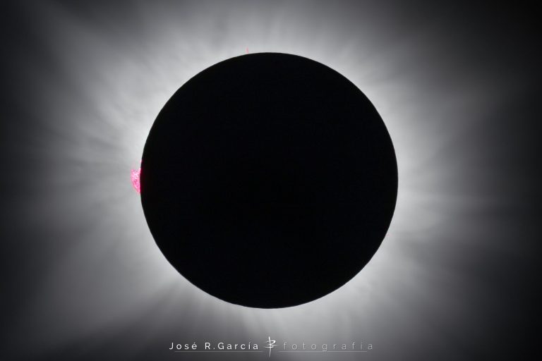 Eclipse solar total