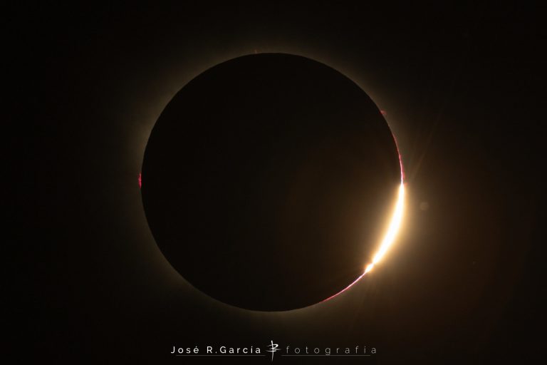 Eclipse solar total